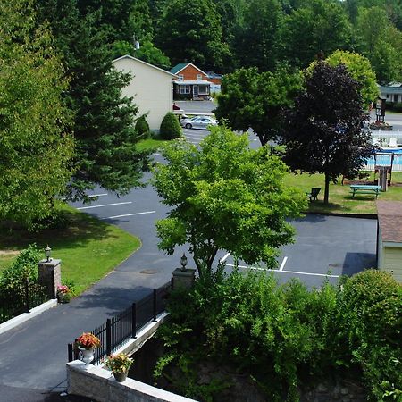 Fran Cove Motel レイク・ジョージ エクステリア 写真